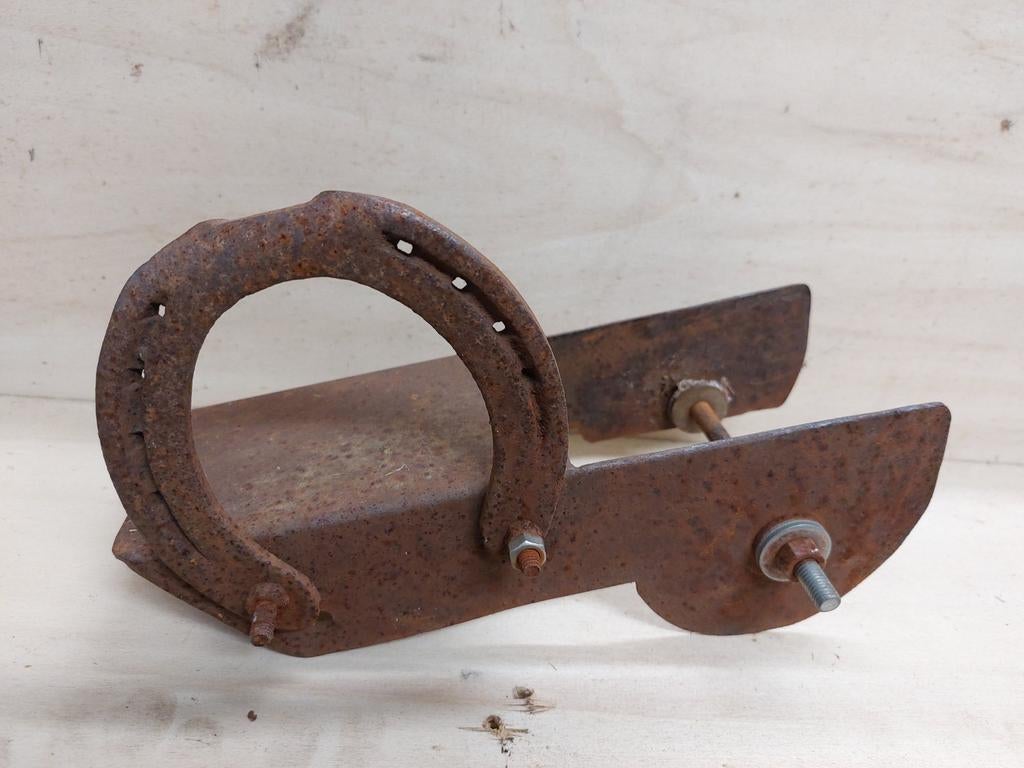 Barrière à poignée anti-collision (fer à cheval), Enlèvement, Utilisé