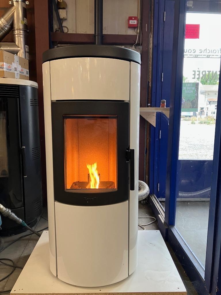 Poêle à pellets expo Ravelli Natural 9, Maison & Meubles, Poêles, Autres carburants, Comme neuf, Enlèvement, Poêle à granulés