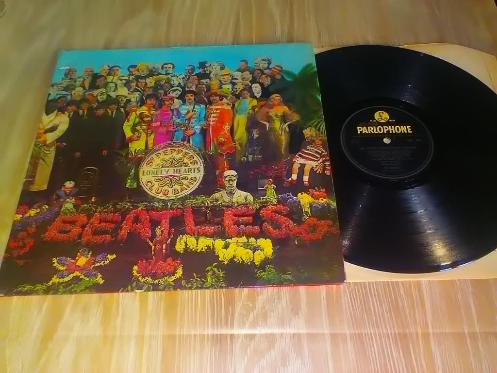 LES BEATLES - St Pepper's Lonely Hearts Club Band (1967), Enlèvement ou Envoi, Comme neuf, 12 pouces, Pop rock