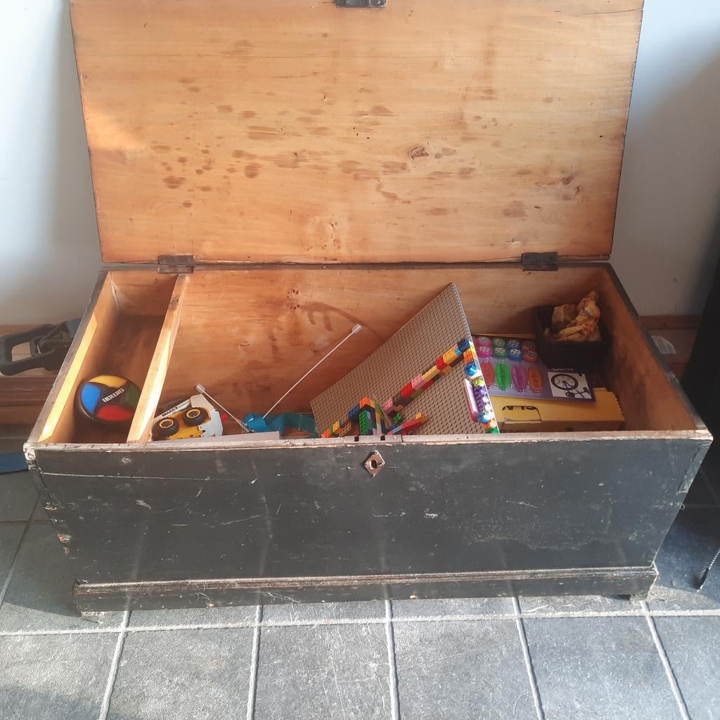 Oude koffer, Enlèvement