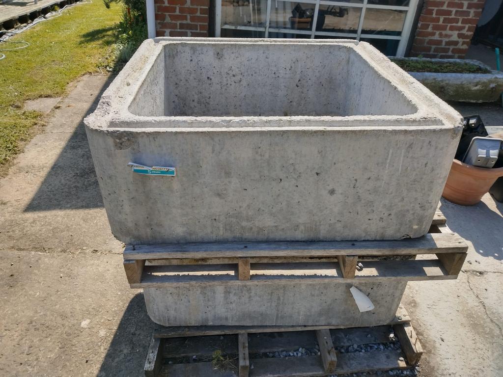 2rehausses beton, Enlèvement, Neuf