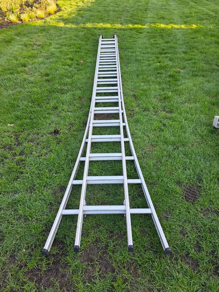 Schuif-ladder 9 meter, Ophalen, Ladder