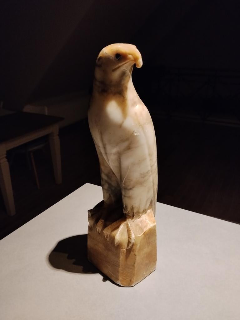 Antiek Marmer adelaar beeld, Enlèvement