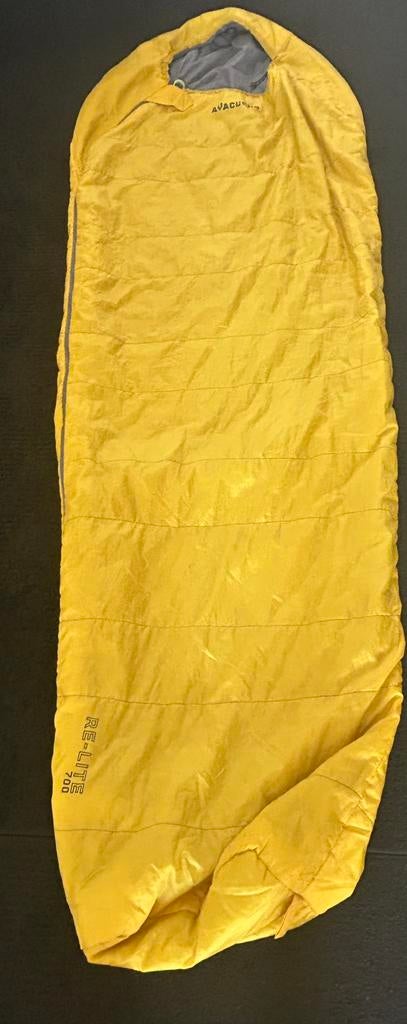 Slaapzak mummie RE LITE 700 + 100% waterdichte opbergtas, Caravanes & Camping, Enlèvement, Comme neuf