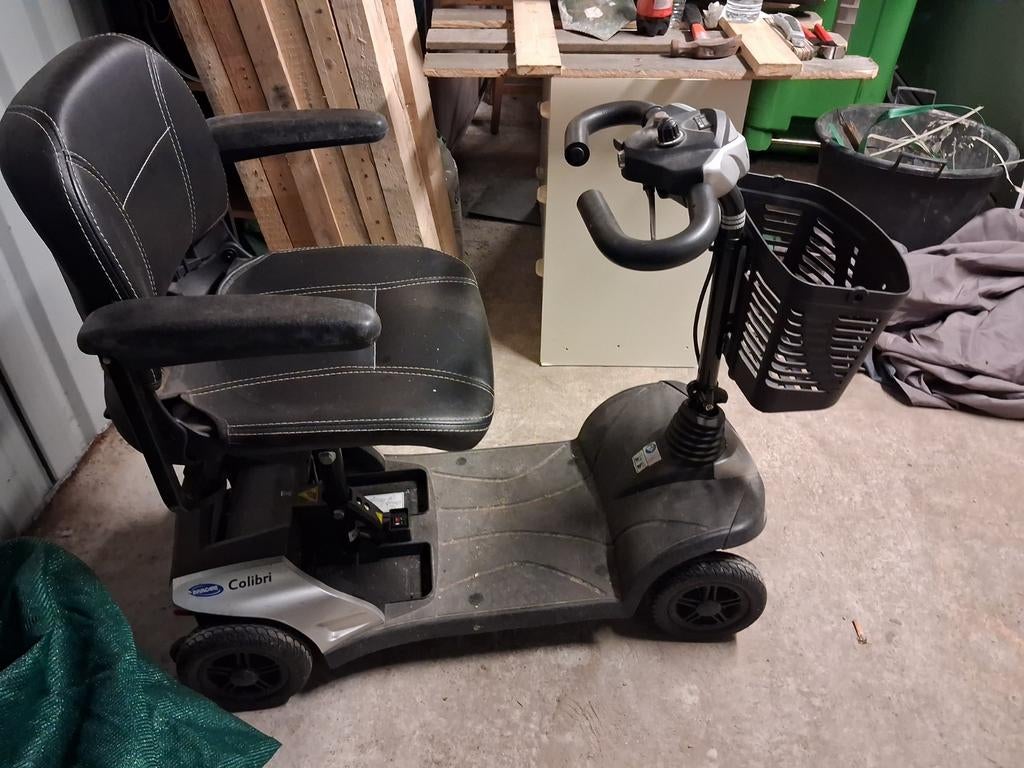 Scootmobiel vouwbaar merk colibrie, Divers, Voitures sans permis & Scooters pour invalides, Autres marques, 16 km/h ou plus, Comme neuf