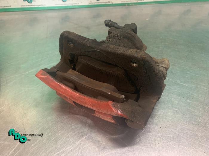 Remklauw (Tang) links-voor van een Opel Corsa (Corsa C 00-), Auto-onderdelen, Gebruikt, -, -, Opel