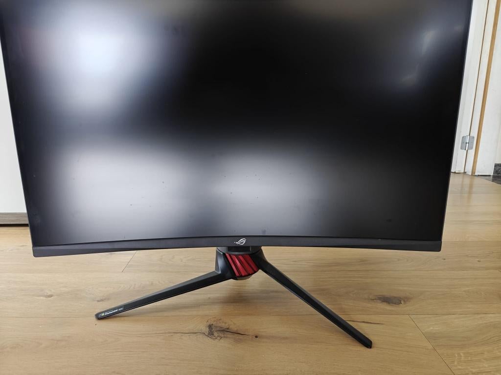 Moniteur Asus ROG incurvé 32 pouces 144 Hz, Gaming, ASUS, VA, Full HD