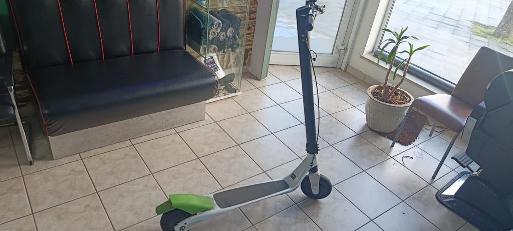 Trottinette électrique, Vélos & Vélomoteurs, Trottinettes