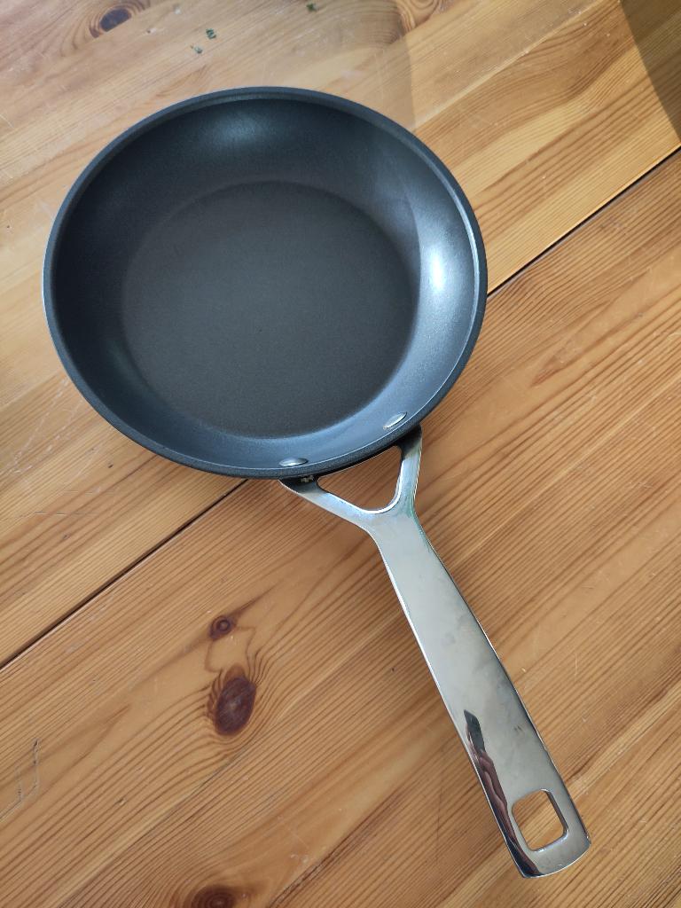 Poêle Le Creuset Anti-Adhérente Les Forgées 20, Enlèvement, Utilisé, Autres types, Autres matériaux