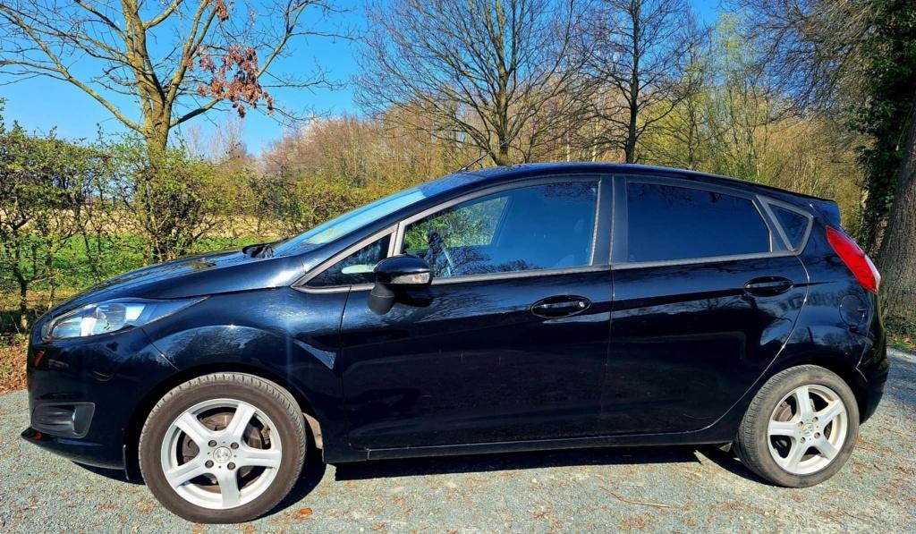 FORD FIESTA HATCHBACK MCA, Auto's, Voorwielaandrijving, Euro 5, Stof, 1242 cc