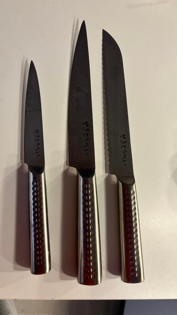 Lot de trois couteaux japonais, Maison & Meubles, Résiste au lave-vaisselle, Ensemble de couverts, Comme neuf, Enlèvement