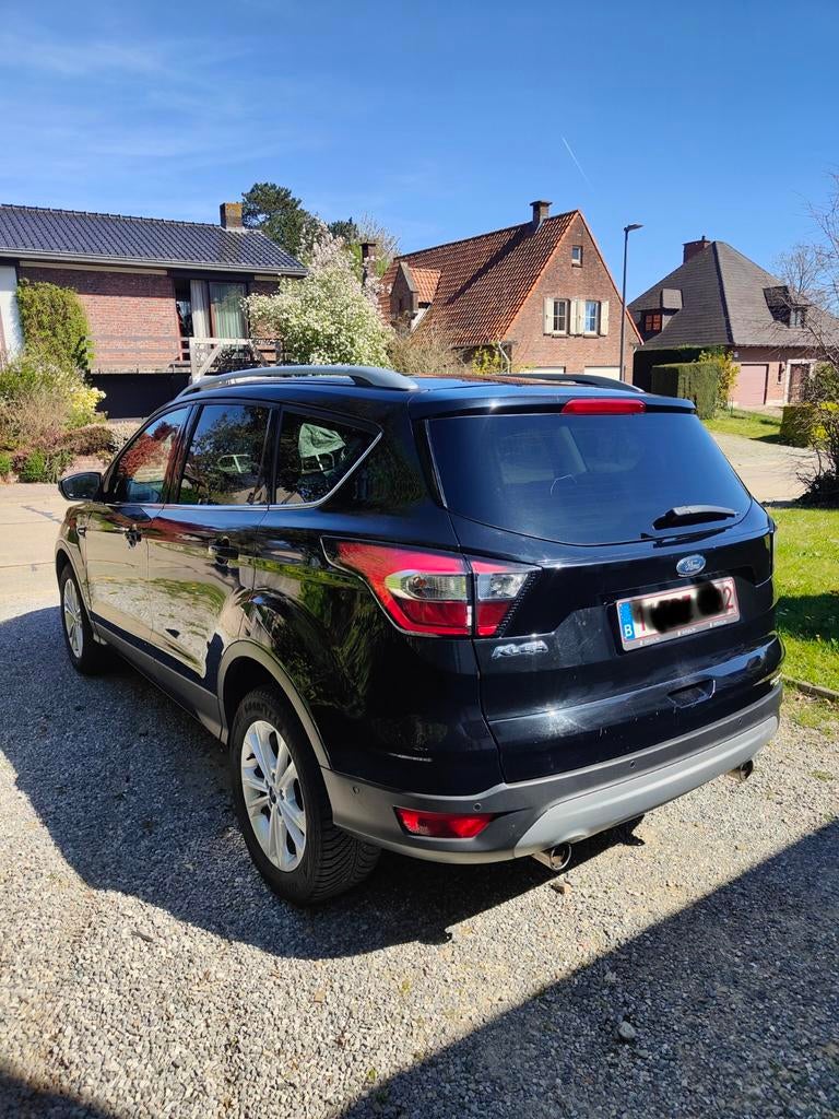 Ford Kuga Option complète, Autos, Ford, Cuir, Achat, Euro 6, Boîte manuelle