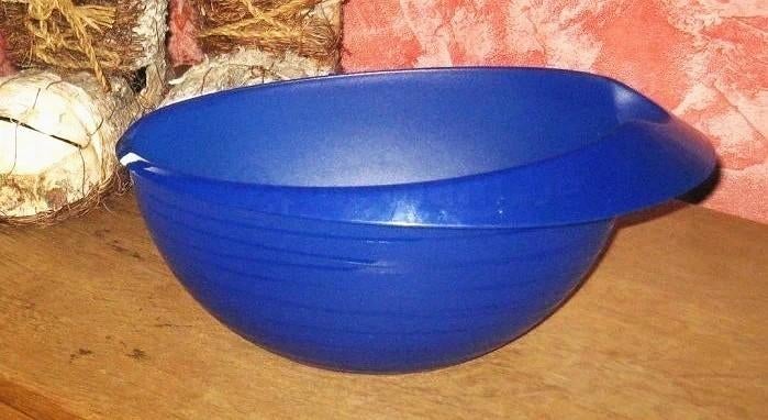 tupperware :petit plat ingénieux de par sa forme, Maison & Meubles, Envoi, Neuf, Bleu, Récipient ou Bol