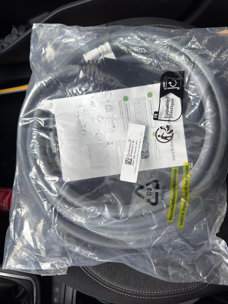 Câble de Charge 22Kw pour Vehicule Electrique (Origine BMW), Autos : Divers, Bornes de recharge, Enlèvement, Neuf, Câble de charge