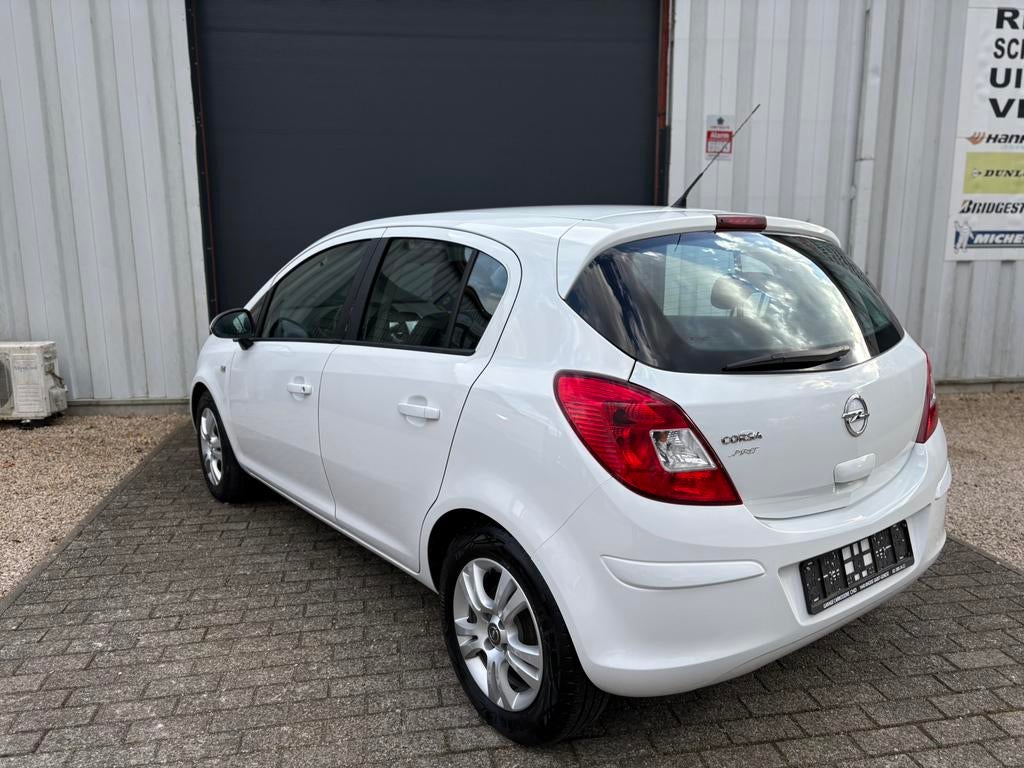 Opel corsa 1.4 benzine##100Pk#65000km#face lift#bluetooth##, Auto's, Opel, Voorwielaandrijving, Stof, Wit, 5 deurs