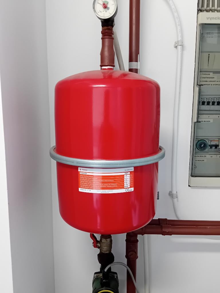 Vase d'expansion Flamco avec soupape de surpression, Bricolage & Construction, Enlèvement