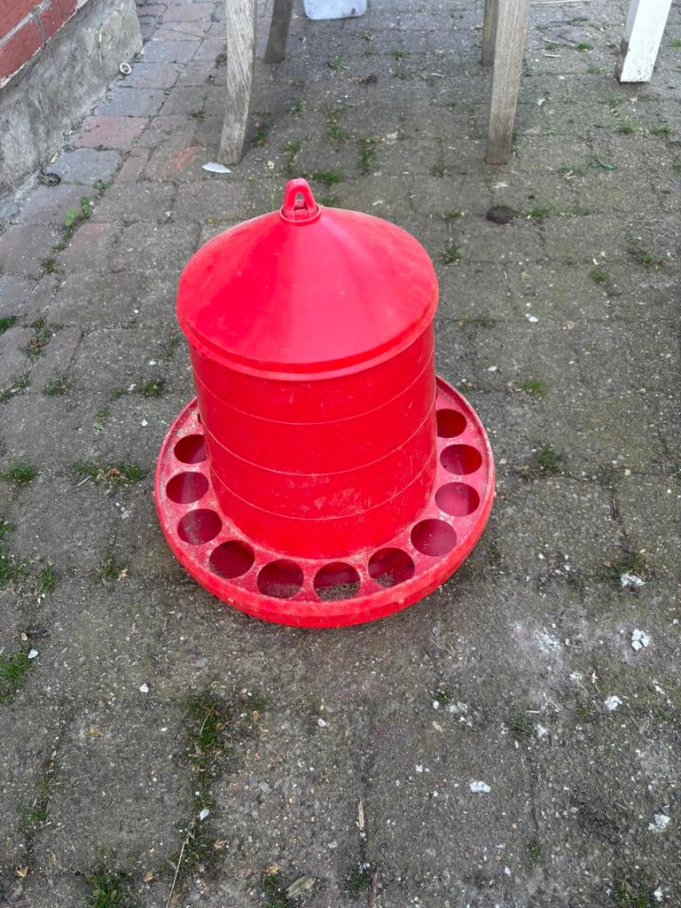 Mangeoire à poulets, Animaux & Accessoires, Enlèvement, Utilisé, Abreuvement et Alimentation