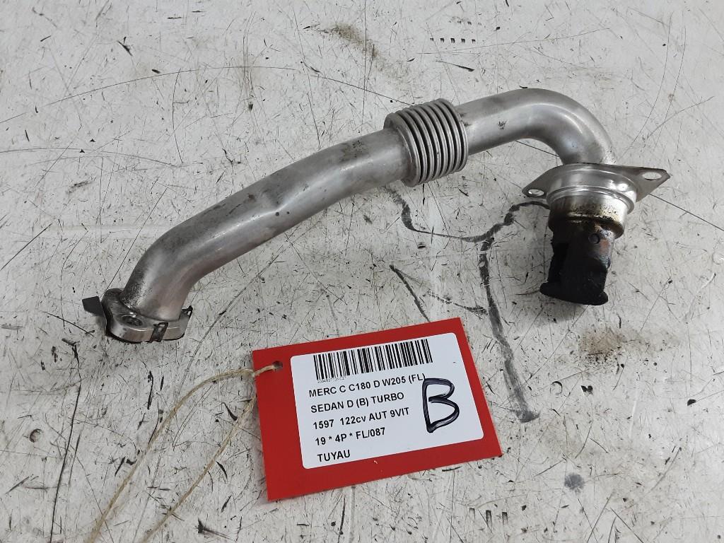 TUYAUX DIVERS Mercedes-Benz C (W205) (01-2013/06-2021), Mercedes-Benz, Mevr. I. Hauben, Utilisé, Rue de l'Espoir 34 34
4030  GRIVEGNÉE, BE