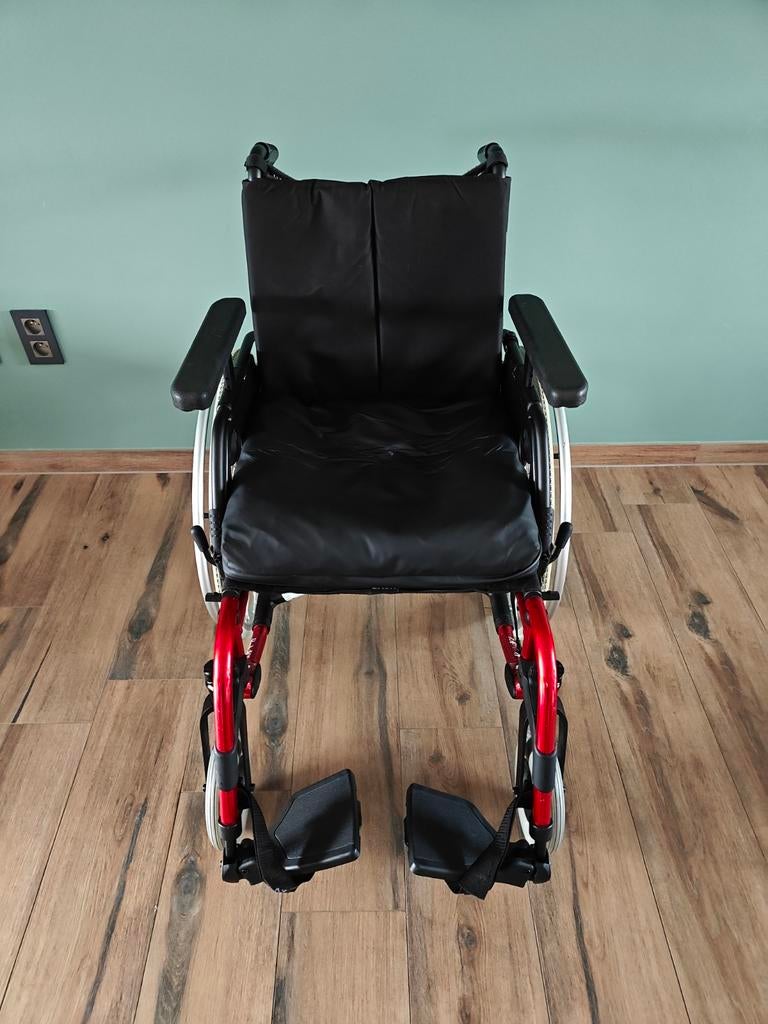 Rolstoel Rubix2 Breezy, Diversen, Rolstoelen, Ophalen