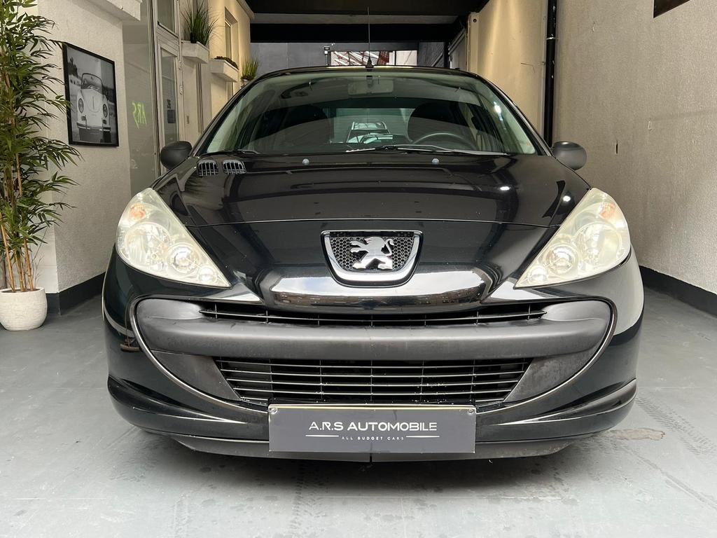 Peugeot 206+, Autos, Peugeot, Particulier, 206+, ABS, Airbags, Air conditionné, Alarme, Vitres électriques, Radio, Essence, Euro 4