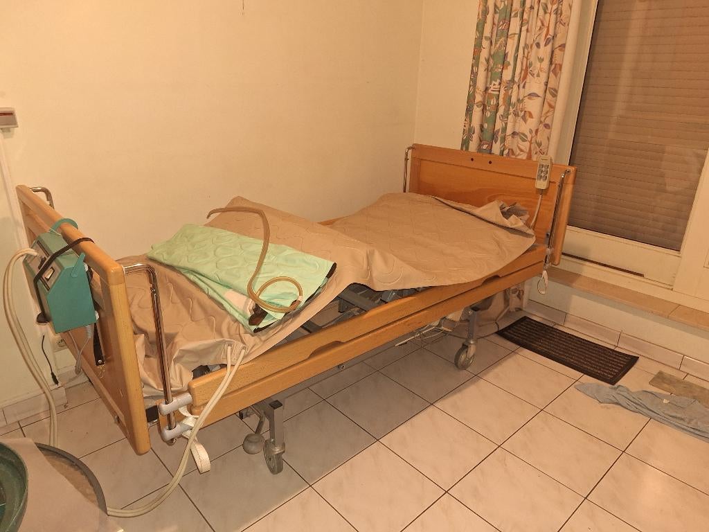 Ziekenhuisbed, Ophalen, Gebruikt