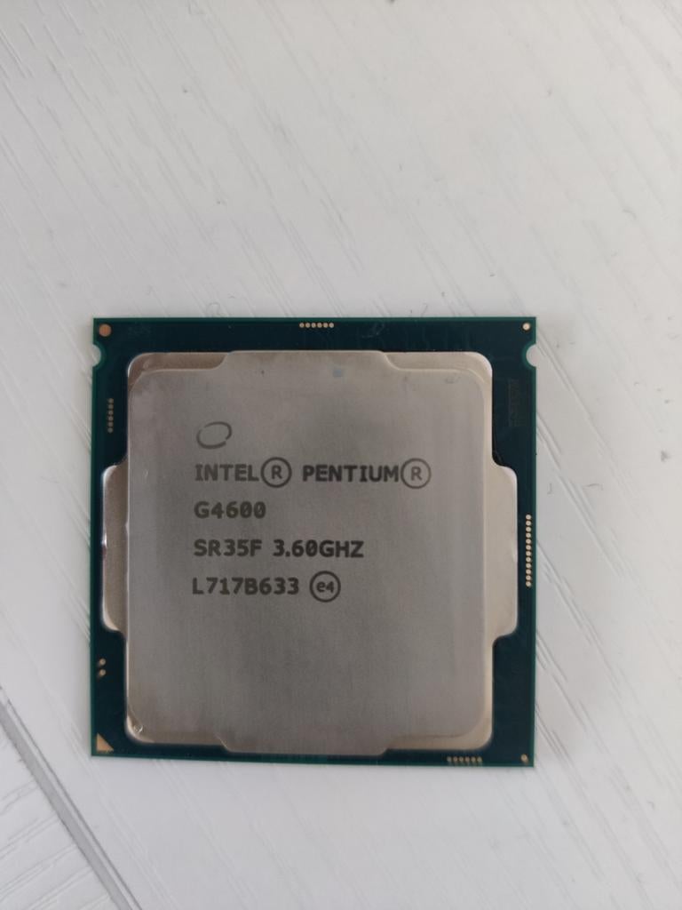 Intel Pentium G4600 3.6GHz, Computers en Software, Processors, LGA 1151, Gebruikt, Ophalen of Verzenden, 3 tot 4 Ghz