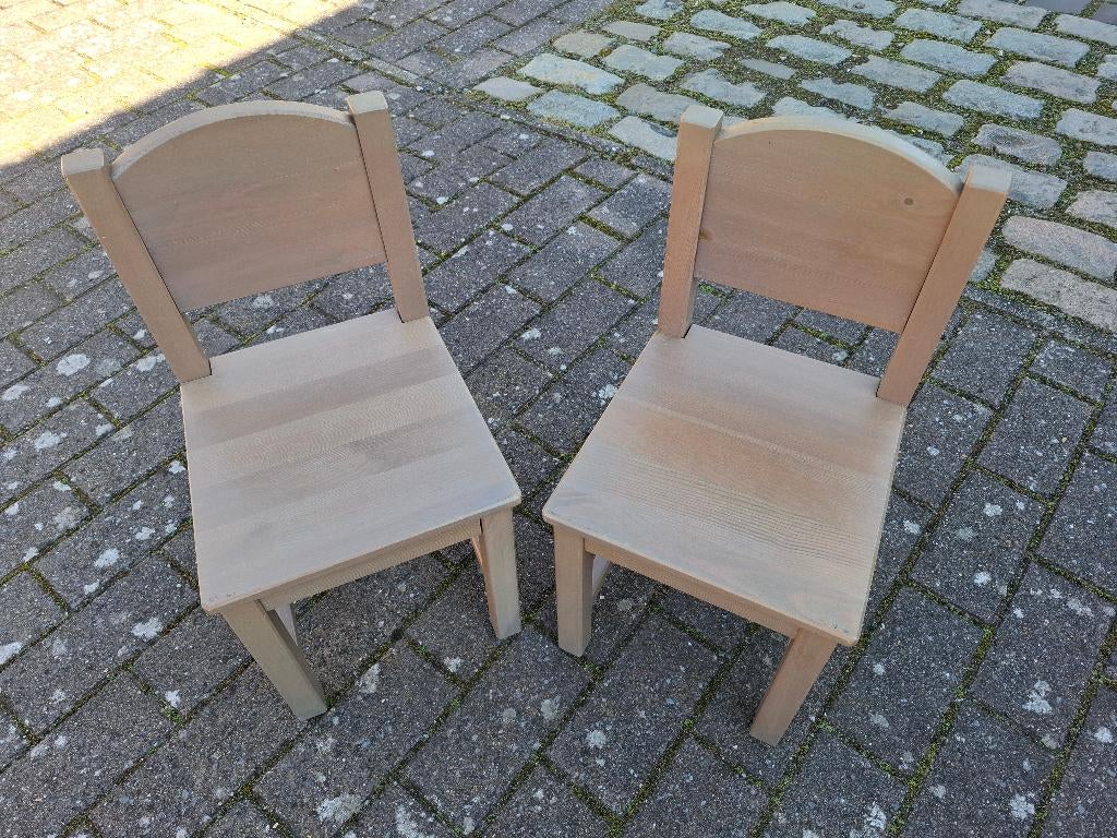 Twee houten kinderstoeltjes, Kinderen en Baby's, Ophalen, Gebruikt, Stoel(en)