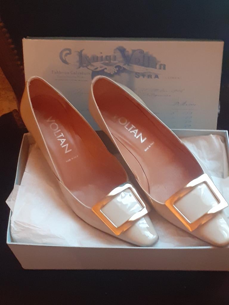 VOLTAN damesschoenen, Kleding | Dames, Pumps, Overige kleuren, Verzenden, Voltan