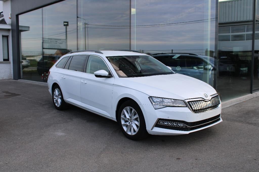 SKODA SUPERB COMBI PHEV 1.4TSI DSG-156KW, Automaat, Stof, Euro 6, https://public.car-pass.be/vhr/45b4646f-736b-46c8-8ba6-89f9f64c218d
