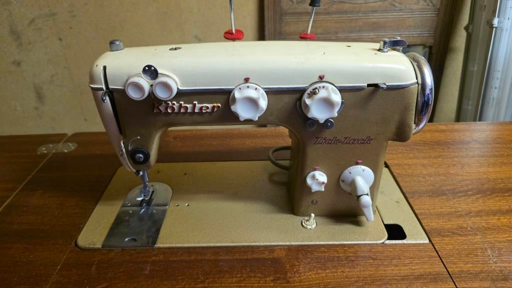 Vintage Köhler Zick-Zack Naaimachine, Prachtig Uitklapmeubel, Enlèvement