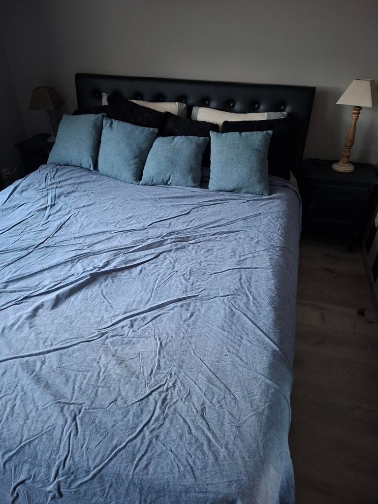 Bed + nachtkastjes, Ophalen, Zwart