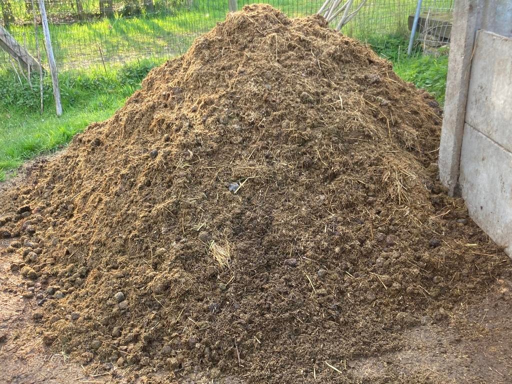 Gratis Paardenmest, Ophalen, Mest