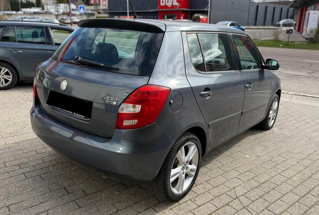SKODA FABIA 1.4 Essence – 81.000 km – Très propre, Autos, Skoda, Achat, Entreprise, Boîte manuelle, 5 portes
