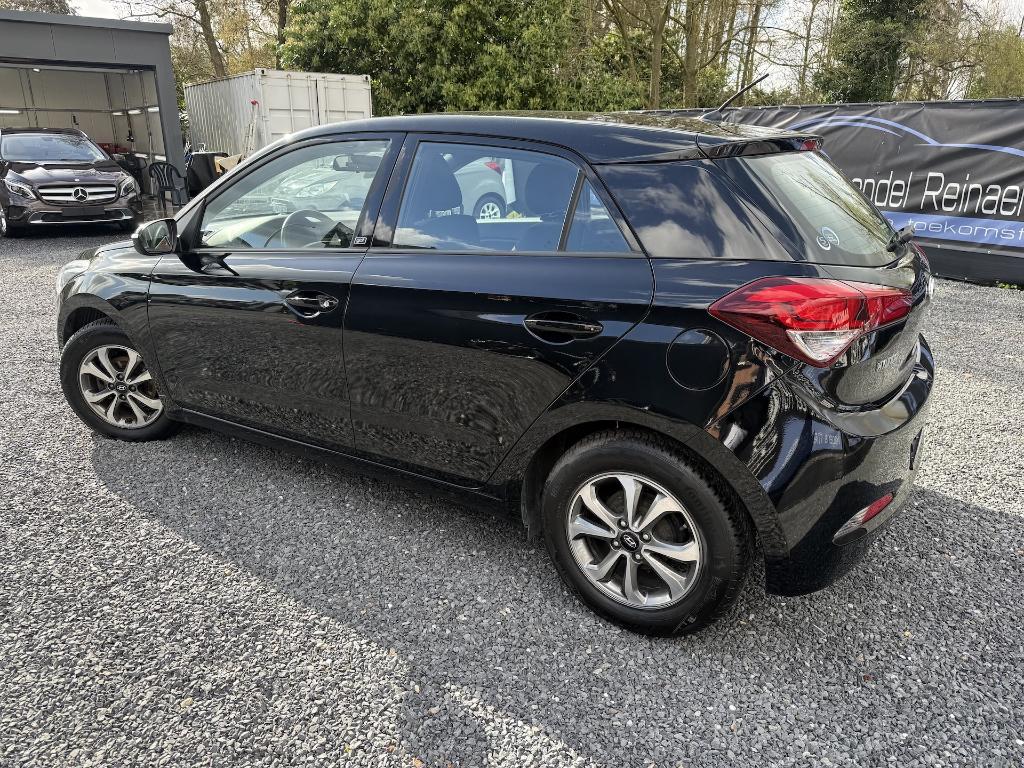 Hyundai i20,1.2i, 2019, 69.000km, Airco, Spraakbediening, Auto's, Hyundai, Bedrijf, ABS, I20, BTW verrekenbaar