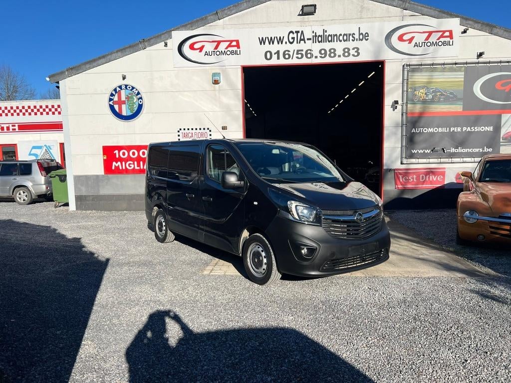 Opel vivaro / 47.000 km / nieuwstaat, Vivaro, Euro 6, Bedrijf, Diesel