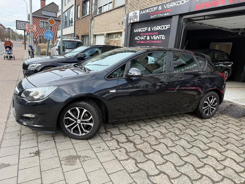 Opel Astra 1600 benzine 2015 met 98km 1e Main, Euro 5, Zwart, Bedrijf, Handgeschakeld