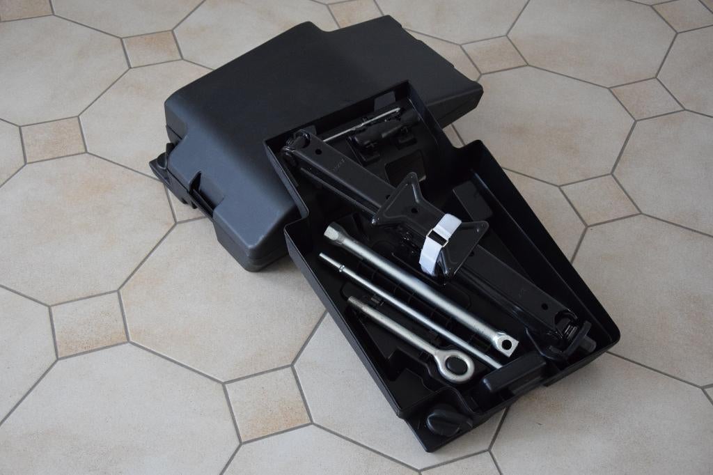 Cric à ciseaux original avec accessoires pour Fiat etc..., Enlèvement, Citroën