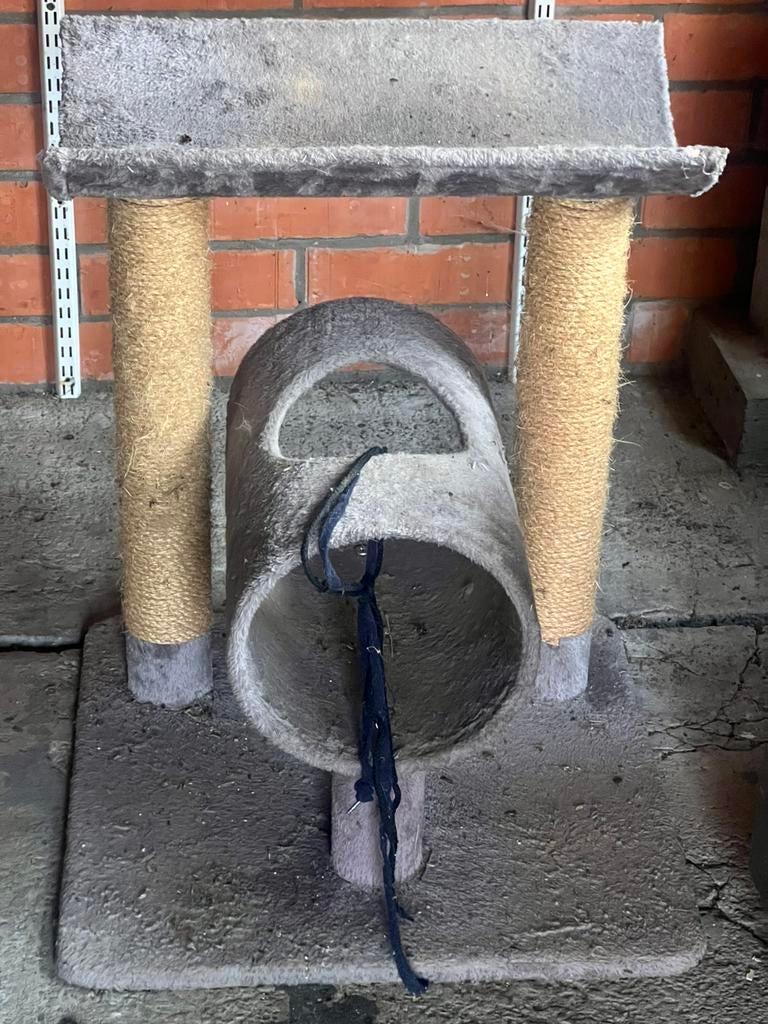 Katten krabpaal, Enlèvement, Utilisé