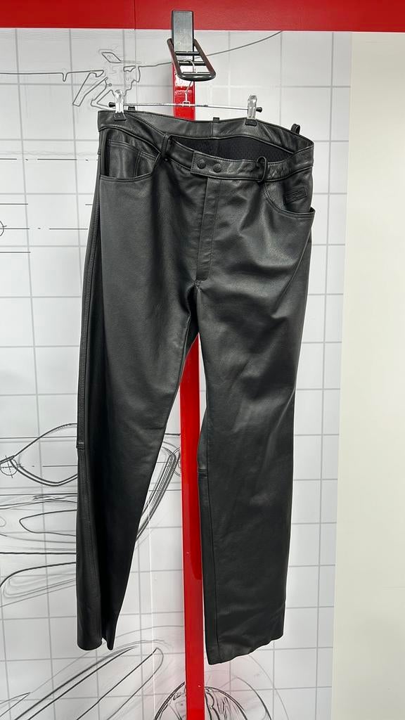 Pantalon moto en cuir Furygan Yoni look jean 48, Motos, Furygan, Enlèvement ou Envoi, Neuf, avec ticket, Pantalon | cuir
