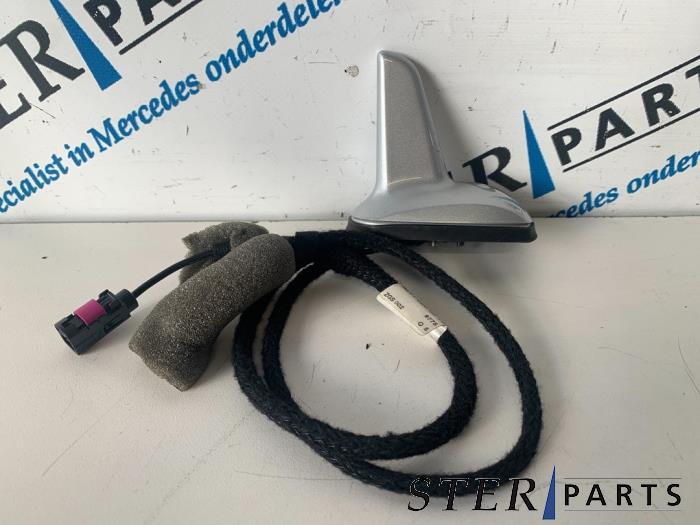 Antenne GPS d'un Mercedes E-Klasse, Enlèvement ou Envoi, 3 mois de garantie, Utilisé, Mercedes-Benz