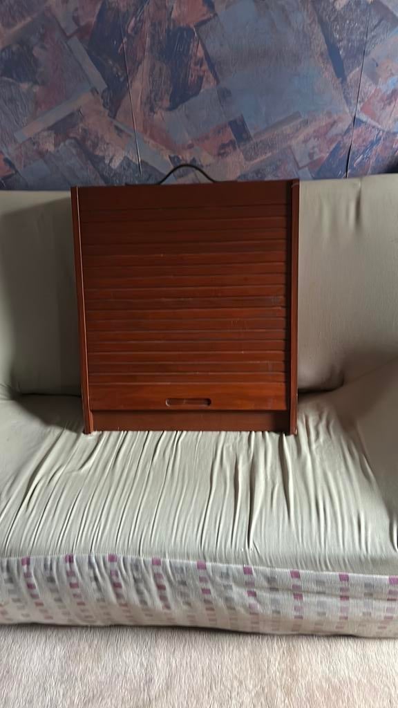 Casier a volet en bois, Enlèvement, Comme neuf