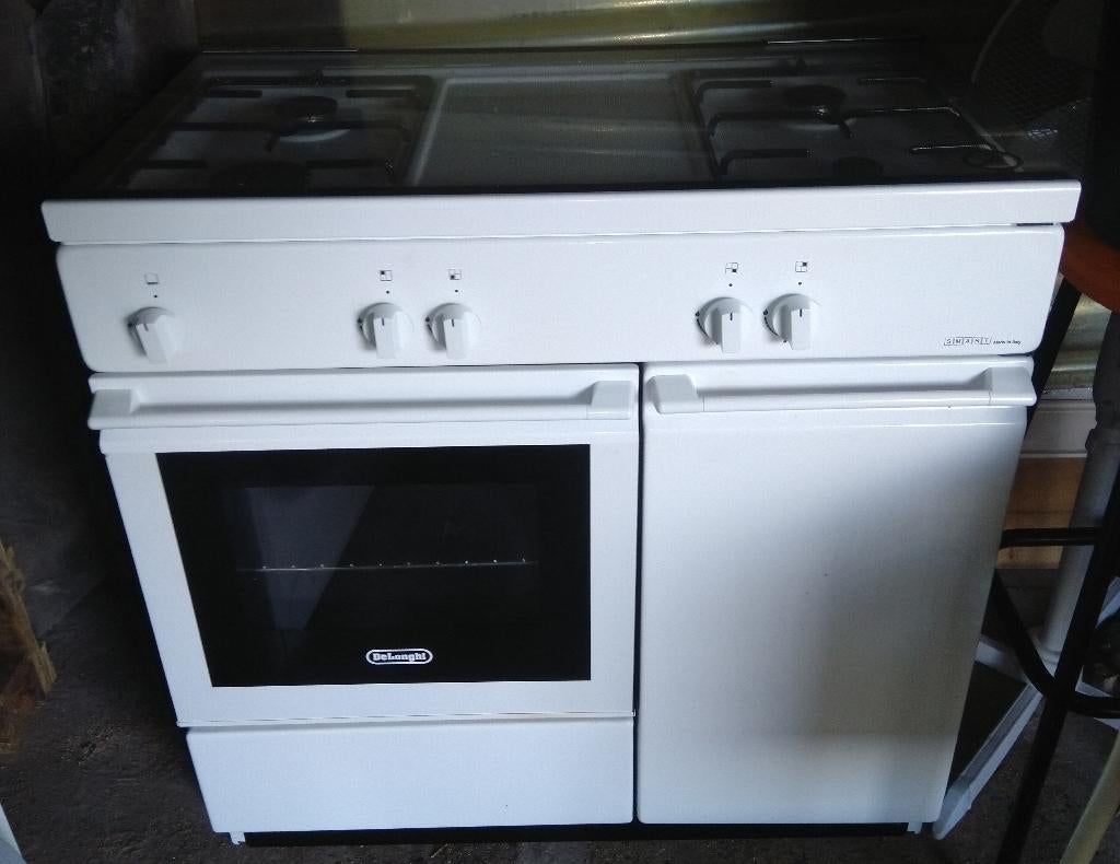 Cuisinière à gaz DELONGHI 6161W.3 BUTANETTE avec four, 25 à 50 cm, Moins de 100 cm, Comme neuf, Enlèvement