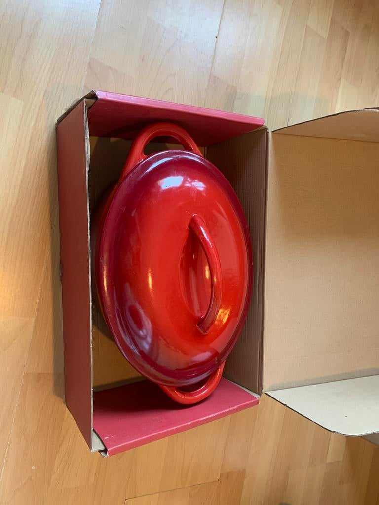 Gietijzer ovaal stoofpot, Ophalen, Gietijzer