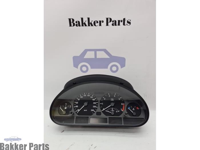 Kilometerteller KM van een BMW 3-Serie, Gebruikt, -, -, 3 maanden garantie