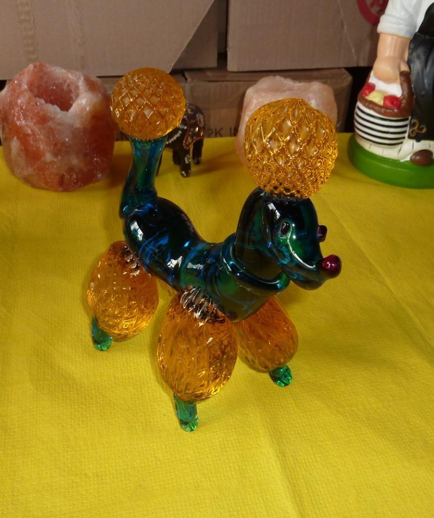 Caniche Royal en verre de Murano, Enlèvement