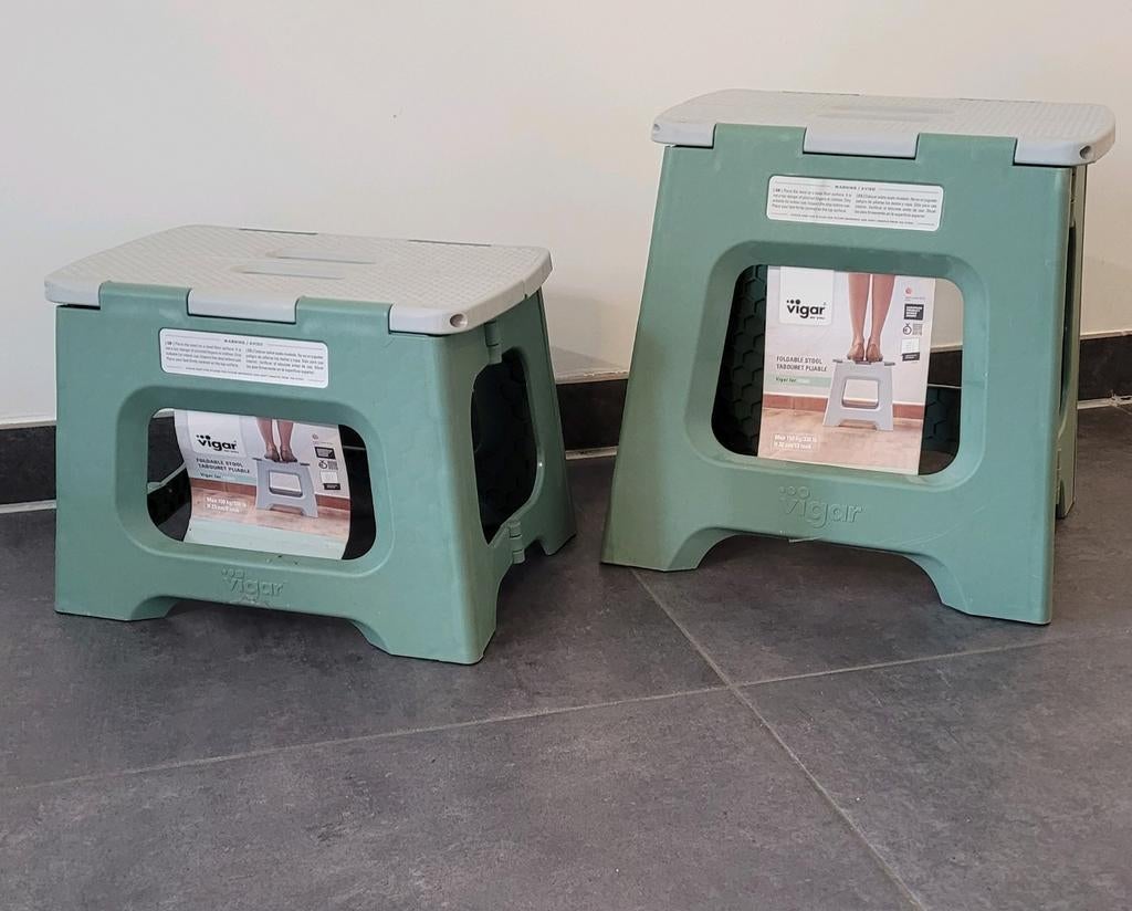 2 opstapjes vigar .23 cm hoog en 32 cm hoog., Huis en Inrichting, Krukjes, Ophalen