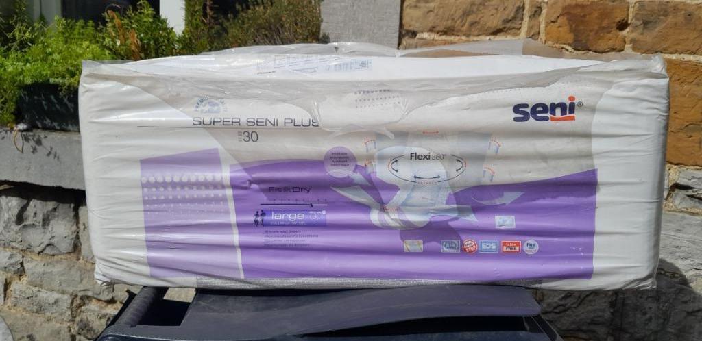 Couches culotte Seni, Enlèvement, Comme neuf, Taille 42/44 (L)