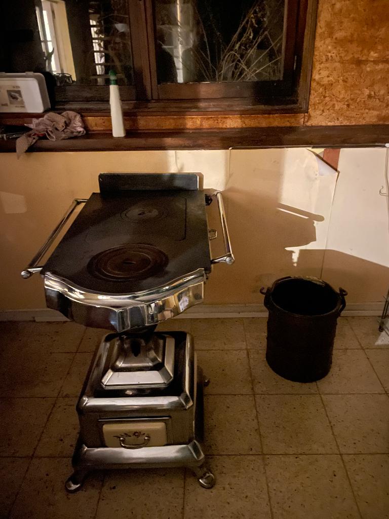 Poêle à charbon, Antiquités & Art, Enlèvement