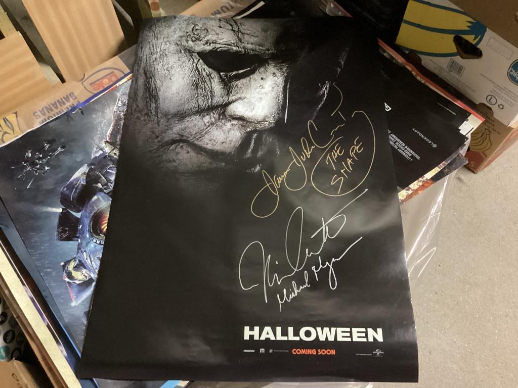 2 Handtekeningen op poster Halloween 2018, Verzamelen, Posters, Zo goed als nieuw, Film en Tv, Ophalen of Verzenden