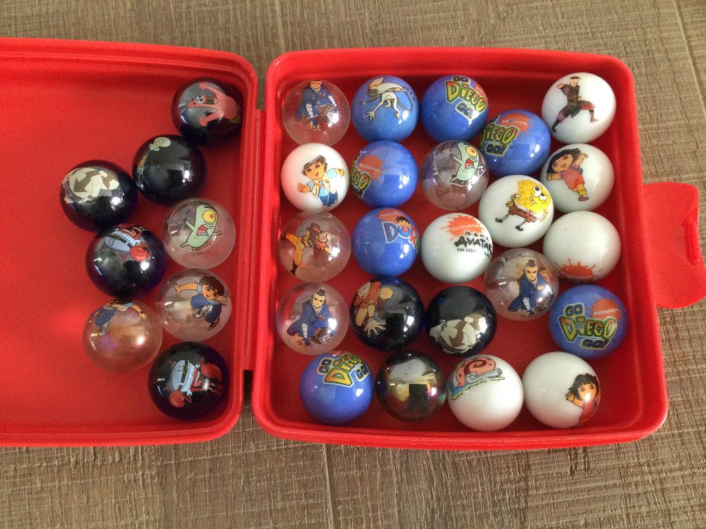 Set knikkers, Verzamelen, Ophalen of Verzenden, Zo goed als nieuw